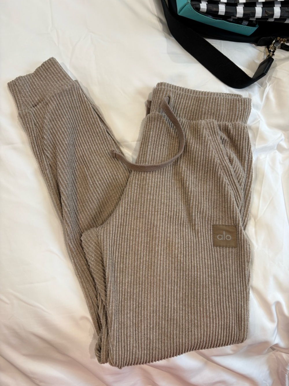 Alo ribbed muse jogger